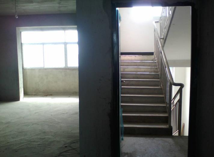 二手步梯房3楼和4楼哪个比较好
