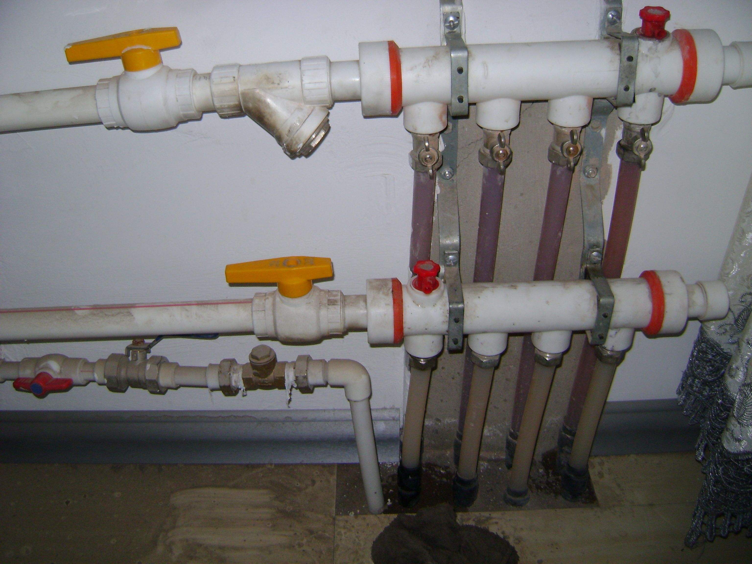 地暖进水管漏水怎么补 地暖漏水怎么查具体位置